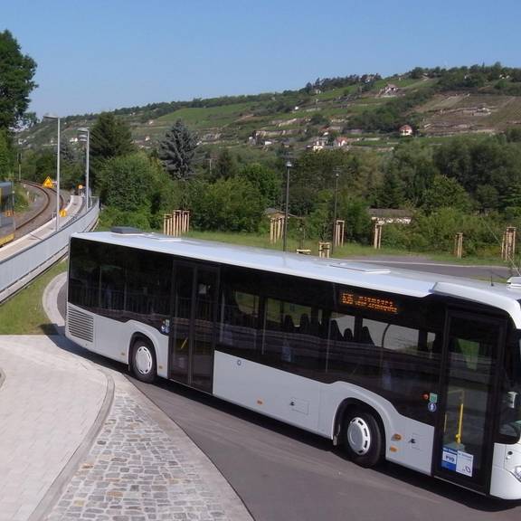 Bus und Bahn © PVG BLK Nahverkehr